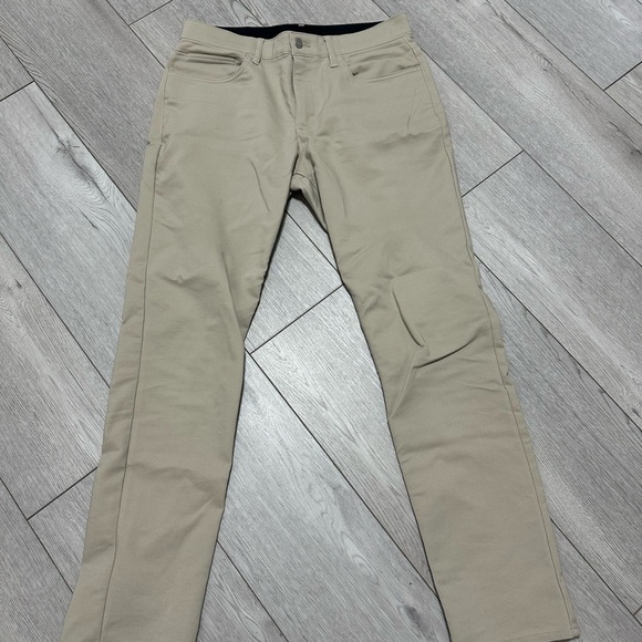 FOUR - Lot of 4 - Men’s business casual pants / chinos - Picture 8 of 9